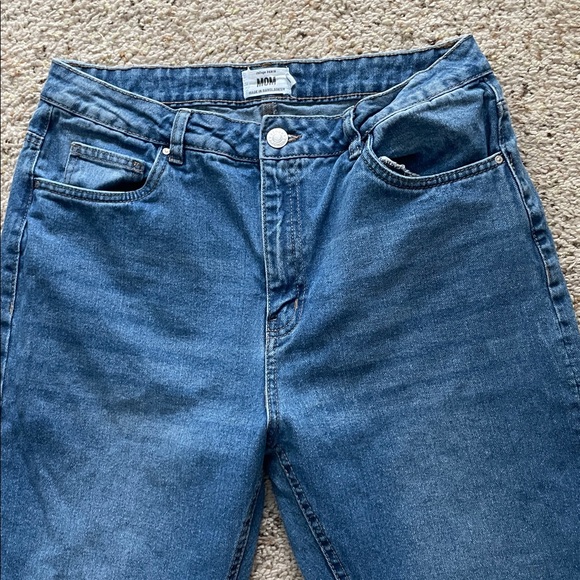 Refuge Denim Mom high waisted jeans with distressed hems - Picture 2 of 11